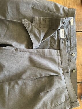 Riviera Big and tall 44x 32 Men's Dark Gray pleated Dress Pants